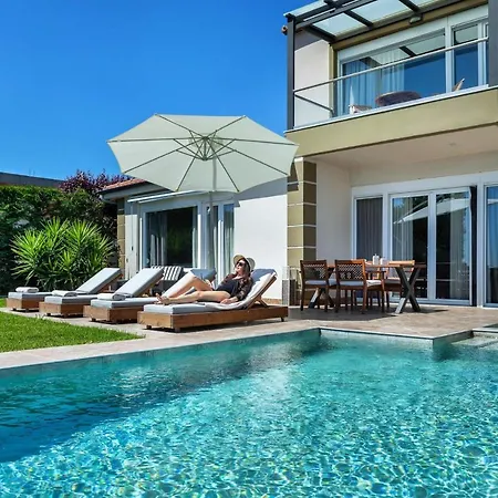 Sunny Villa Grande Hanioti Exterior photo