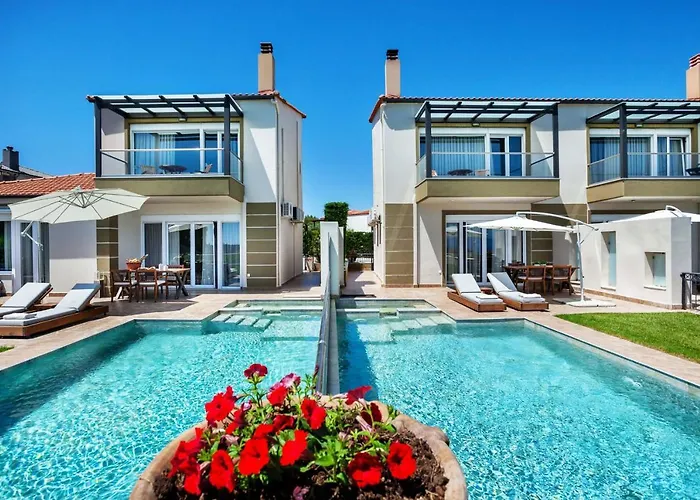 Sunny Villa Grande