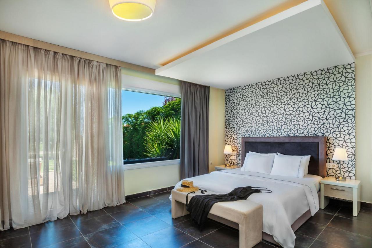 Sunny Grande Villa